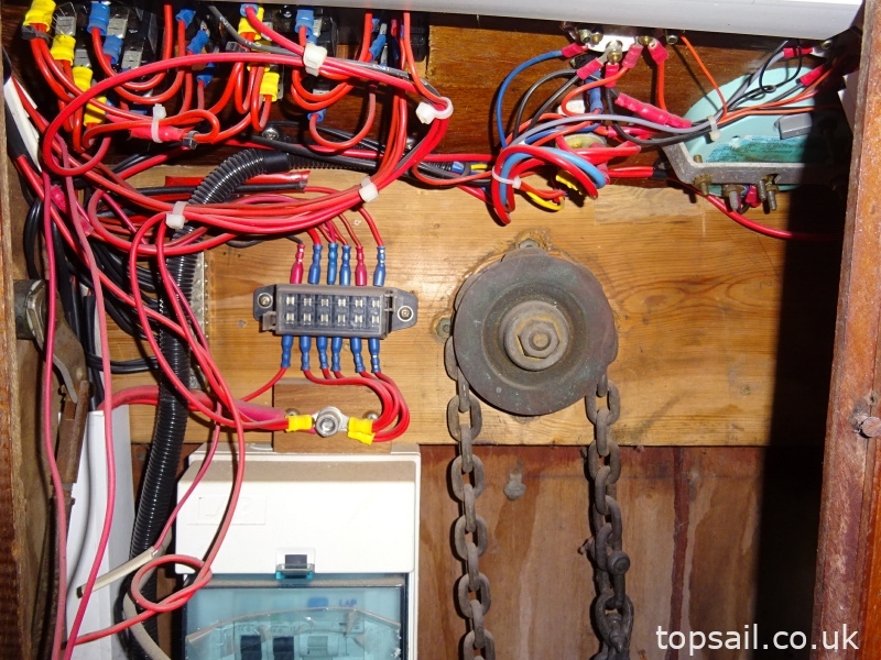 1952 Broom Robb 24 Project