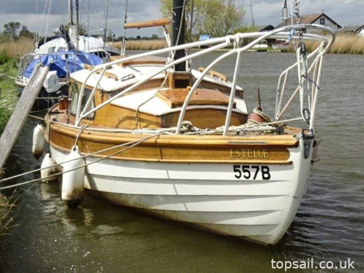 1957 Easticks Stock 21 Sailing Cruiser
