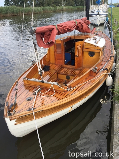 1957 Easticks Stock 21 Sailing Cruiser