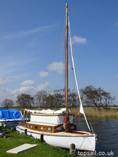 1949 Japonica Class Broads Yacht