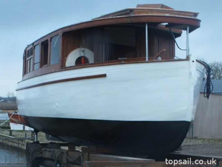1927 Gentleman’s Cabin/Saloon Launch