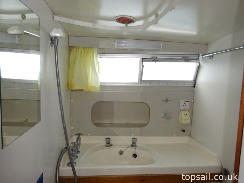 1990 Aquafibre 32