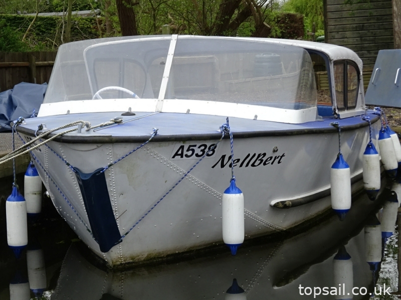 1977 Windboats Pearly Monarch