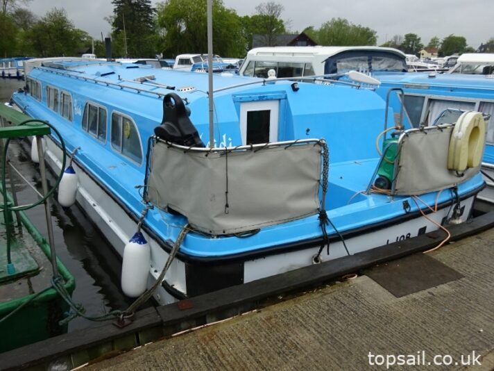 1977 Broom Cruisemaster 44