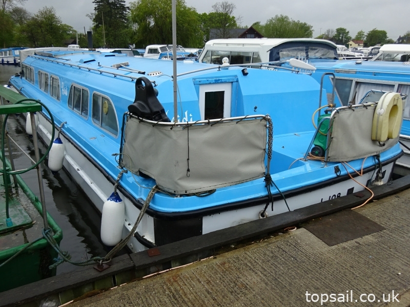 1977 Broom Cruisemaster 44