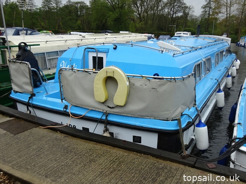 1977 Broom Cruisemaster 44