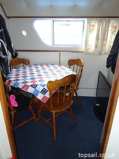 1977 Broom Cruisemaster 44