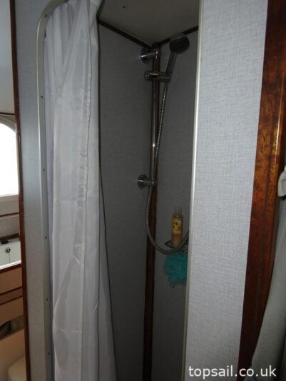 1977 Broom Cruisemaster 44