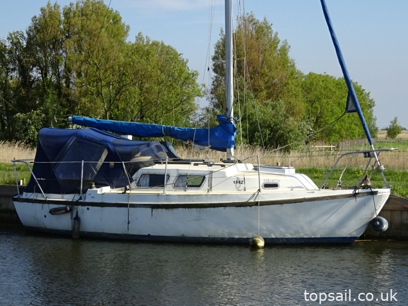 1972 Seamaster Sailer 23