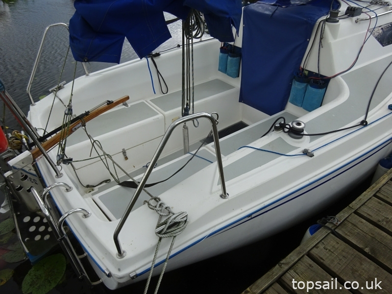 2005 New Classic 700/NC700