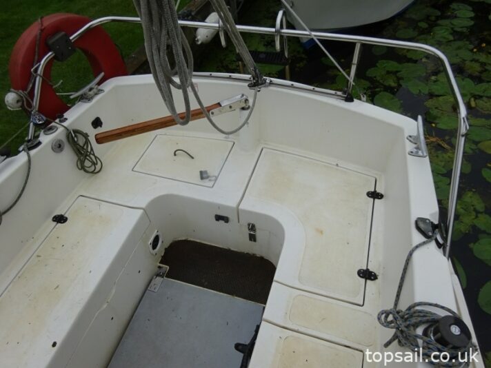 1983 Newbridge Venturer 22