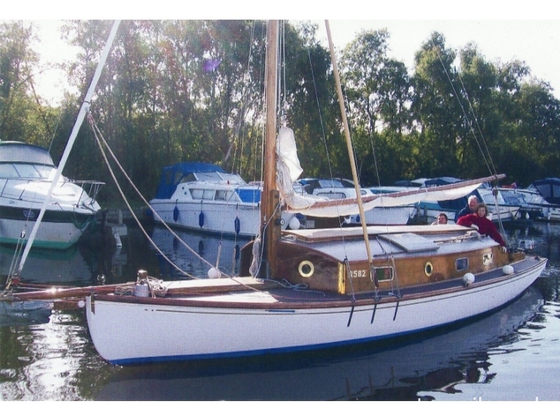 1930 Powles 32 River Cruiser Class