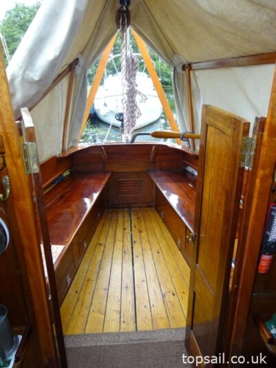 1930 Powles 32 River Cruiser Class