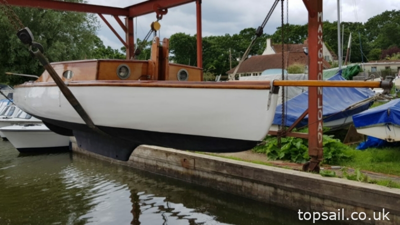 1954 Martham Boats Half Decker
