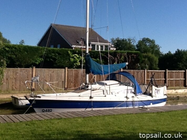 1987 Pegasus 700 (Shallow Fin Keel)