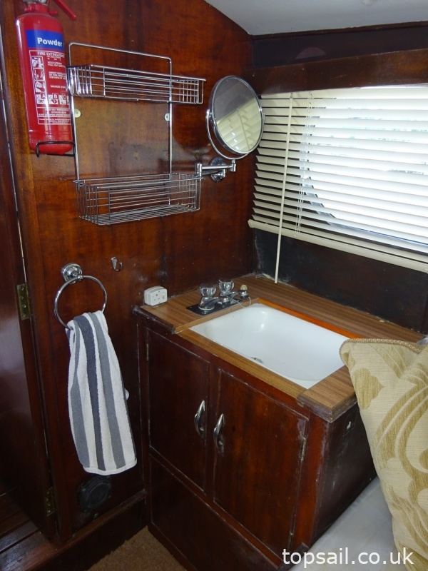 Freeman 30 Centre Cockpit Project