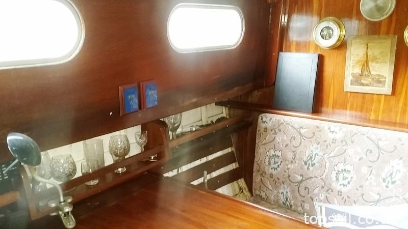 1978 Finesse 24
