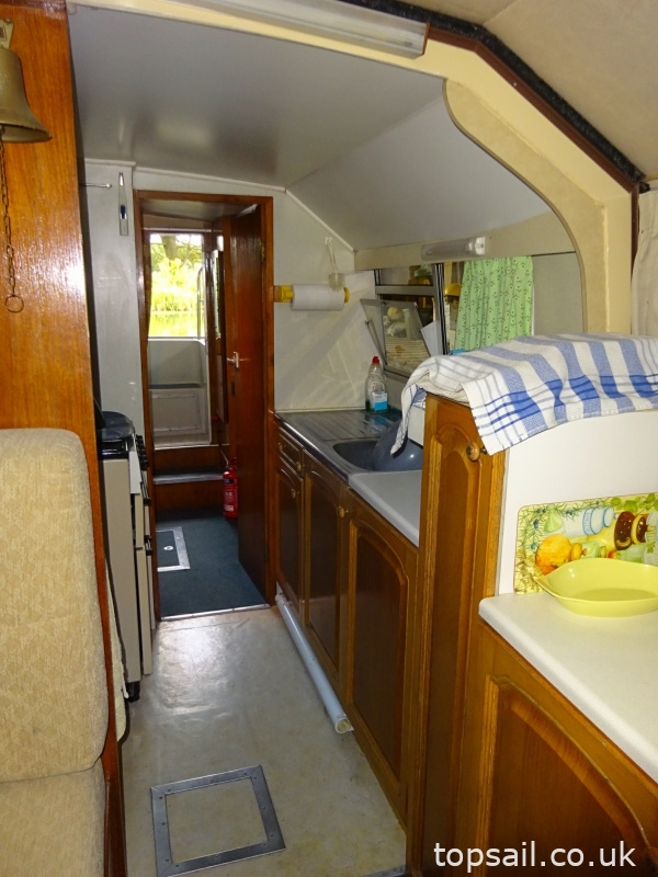 1985 Bounty 28