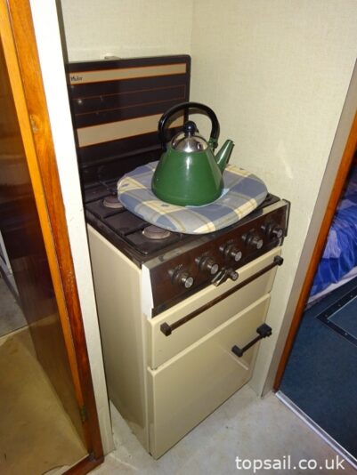 1985 Bounty 28