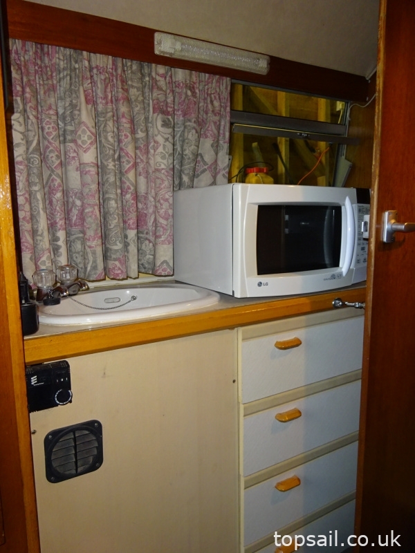 1985 Bounty 28
