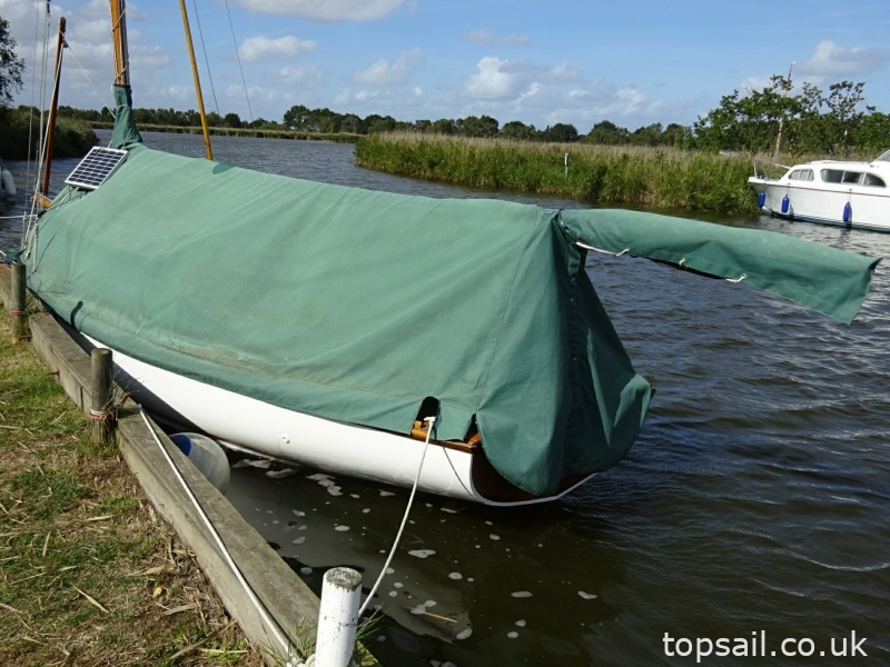 1988 Farrington 25 RCC (Trailer Available)