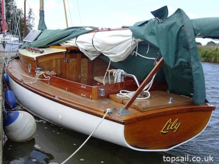 1988 Farrington 25 RCC (Trailer Available)