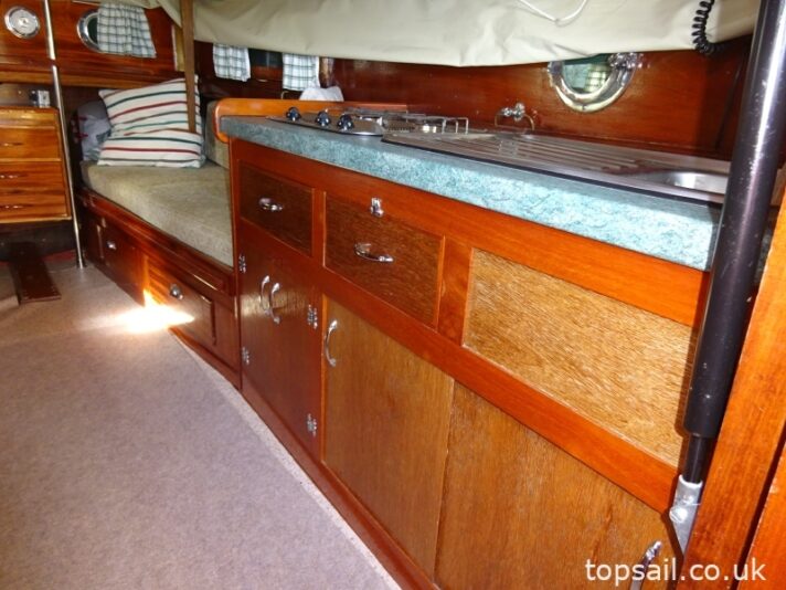 1988 Farrington 25 RCC (Trailer Available)