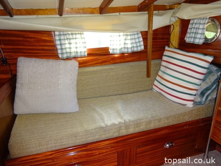 1988 Farrington 25 RCC (Trailer Available)