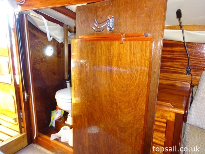 1988 Farrington 25 RCC (Trailer Available)