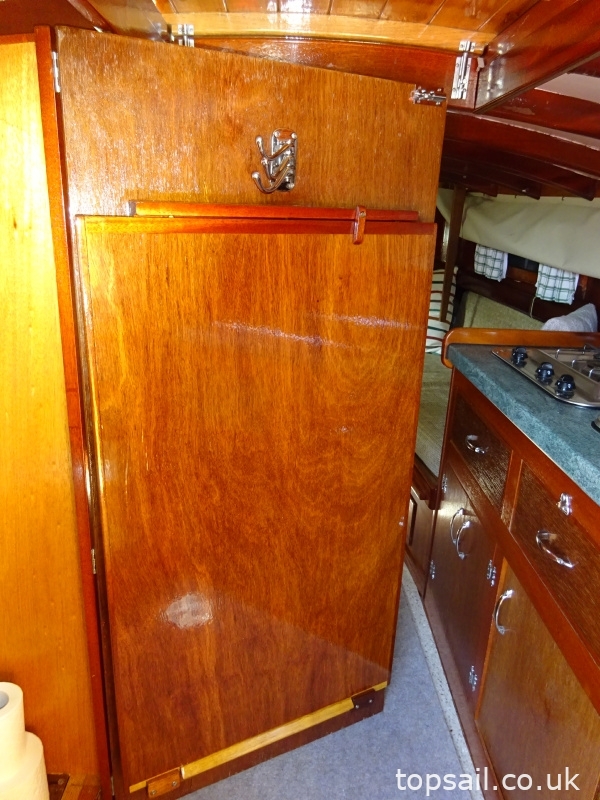 1988 Farrington 25 RCC (Trailer Available)