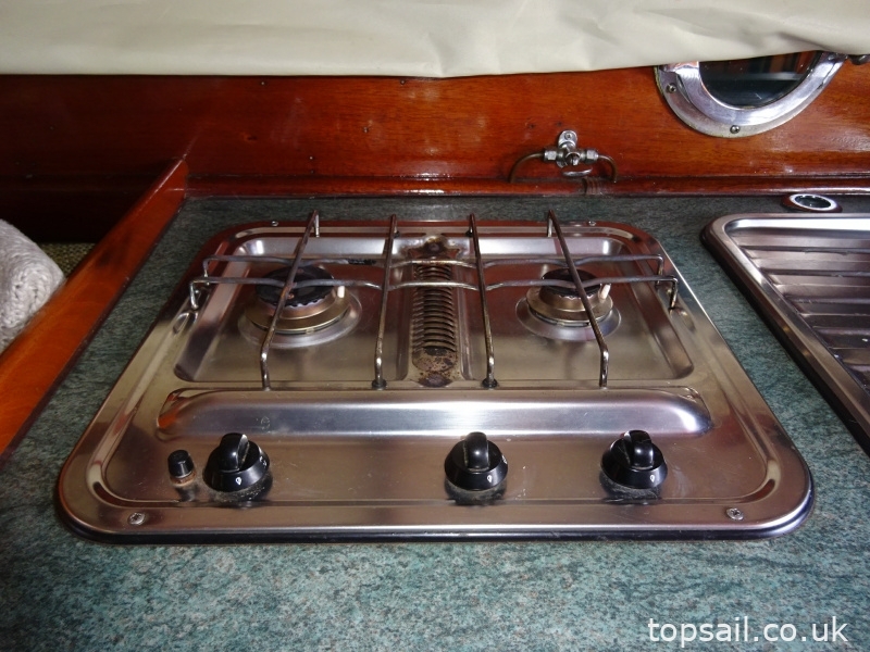 1988 Farrington 25 RCC (Trailer Available)
