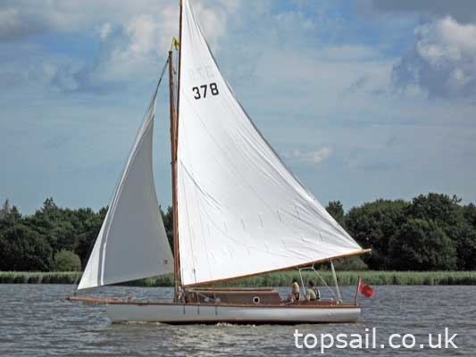 1988 Farrington 25 RCC (Trailer Available)