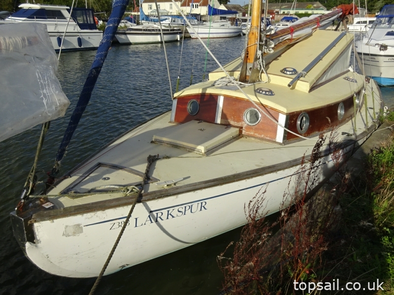 1985 Elanco 28 / Landamore 28 Broads Yacht (GRP Hull)