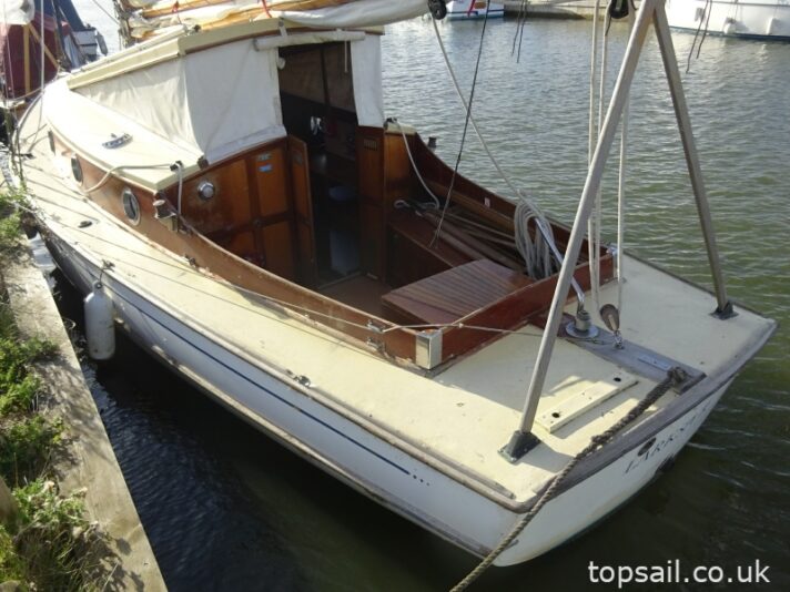 1985 Elanco 28 / Landamore 28 Broads Yacht (GRP Hull)