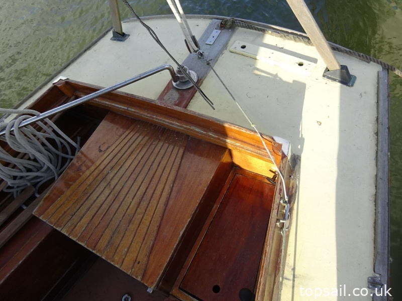 1985 Elanco 28 / Landamore 28 Broads Yacht (GRP Hull)