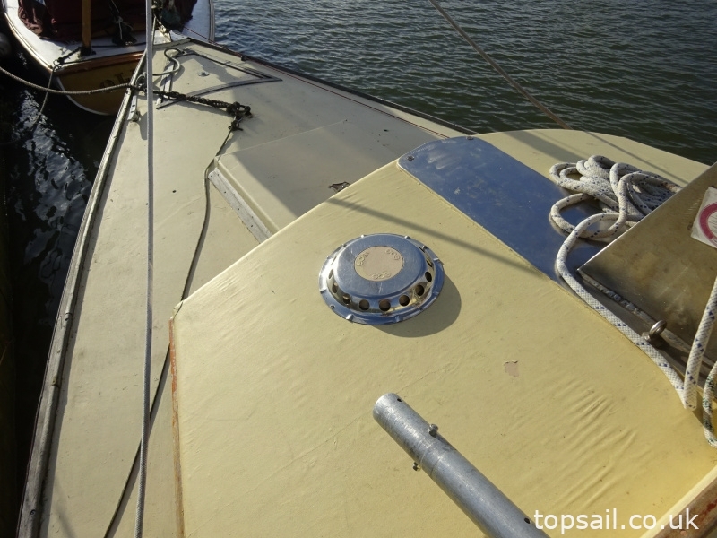 1985 Elanco 28 / Landamore 28 Broads Yacht (GRP Hull)
