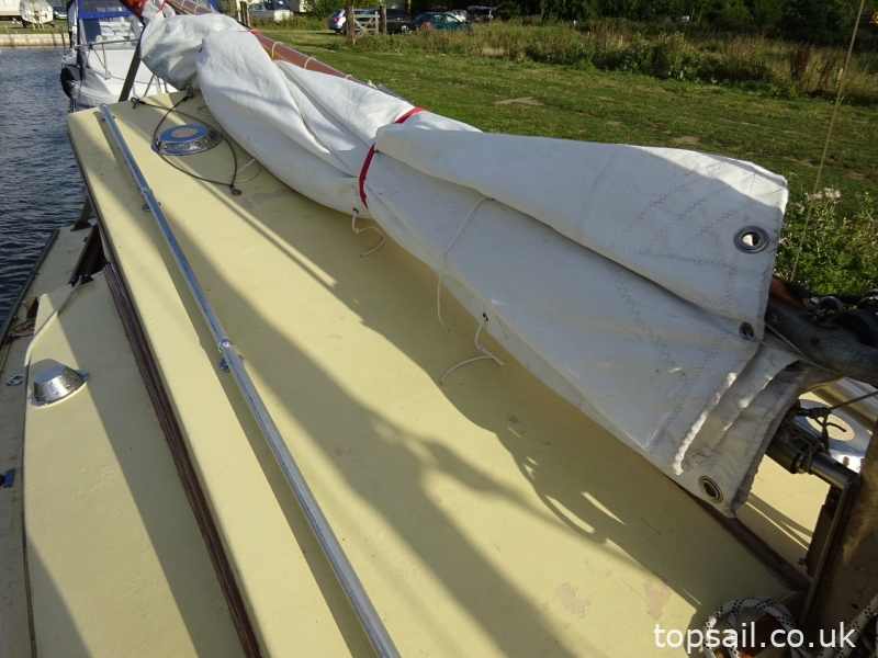 1985 Elanco 28 / Landamore 28 Broads Yacht (GRP Hull)