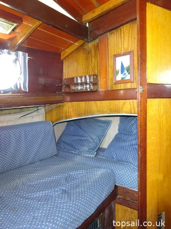 1985 Elanco 28 / Landamore 28 Broads Yacht (GRP Hull)