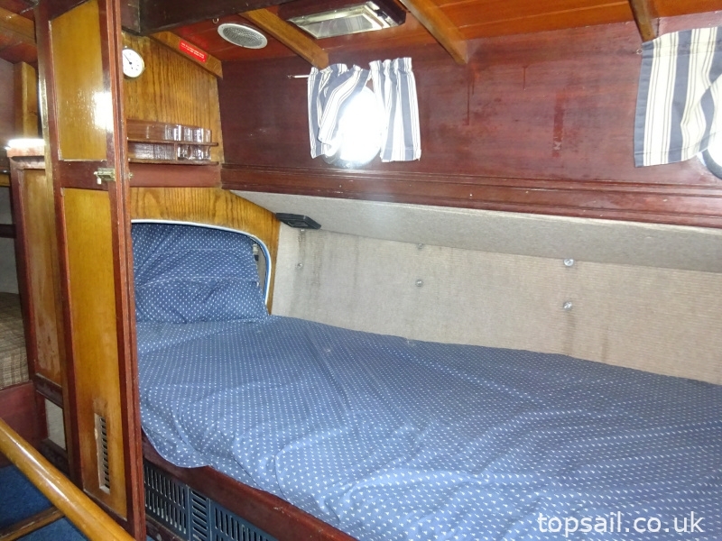 1985 Elanco 28 / Landamore 28 Broads Yacht (GRP Hull)