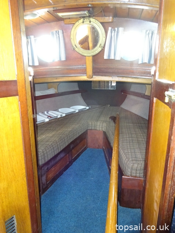 1985 Elanco 28 / Landamore 28 Broads Yacht (GRP Hull)