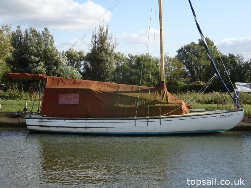 1985 Elanco 28 / Landamore 28 Broads Yacht (GRP Hull)