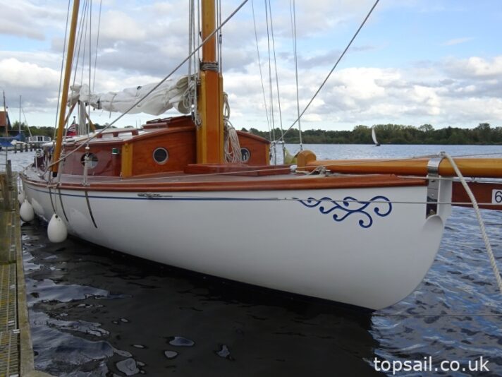 2010 Broads River Cruiser Class Yacht "White Swan"