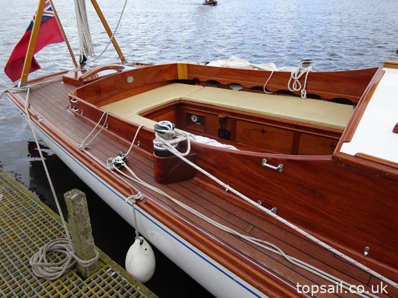 2010 Broads River Cruiser Class Yacht "White Swan"