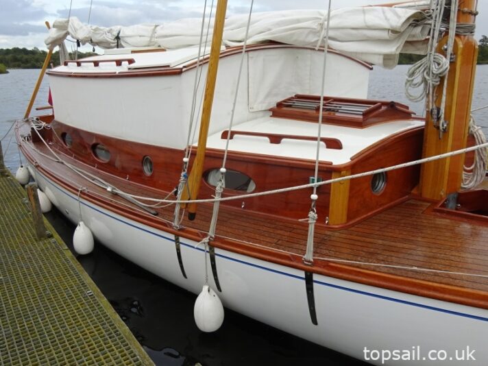 2010 Broads River Cruiser Class Yacht "White Swan"
