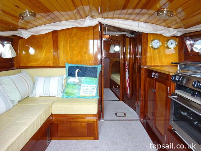 2010 Broads River Cruiser Class Yacht "White Swan"