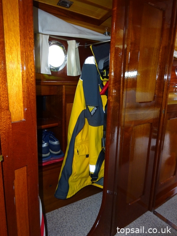 2010 Broads River Cruiser Class Yacht "White Swan"