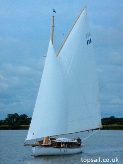 2010 Broads River Cruiser Class Yacht "White Swan"
