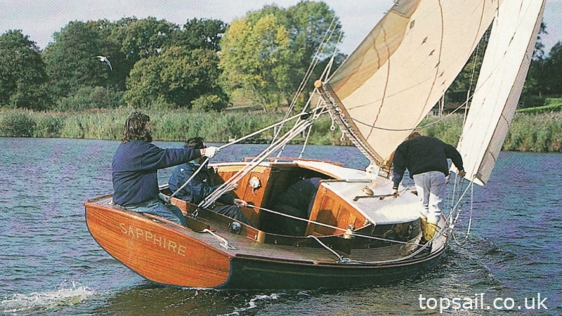 1998 Native 31 River Cruiser Class Yacht