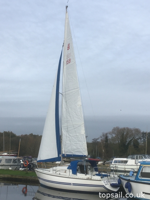 1989 Pegasus 800 (Wing Keel, Separate Heads Compartment!)