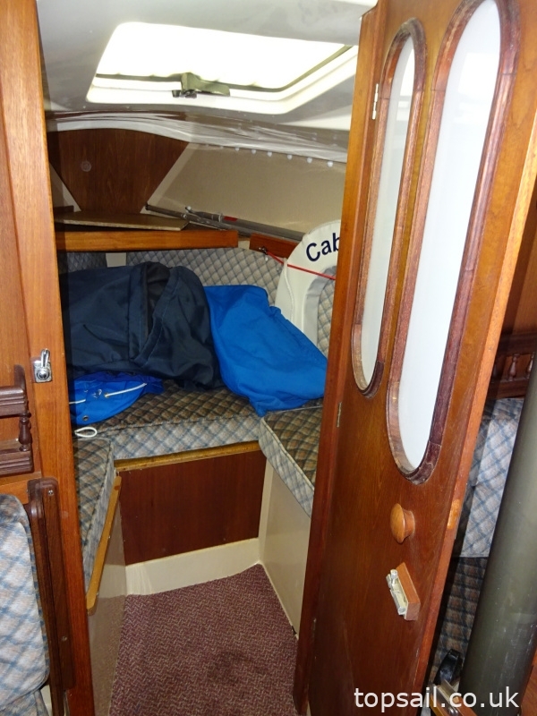1989 Pegasus 800 (Wing Keel, Separate Heads Compartment!)